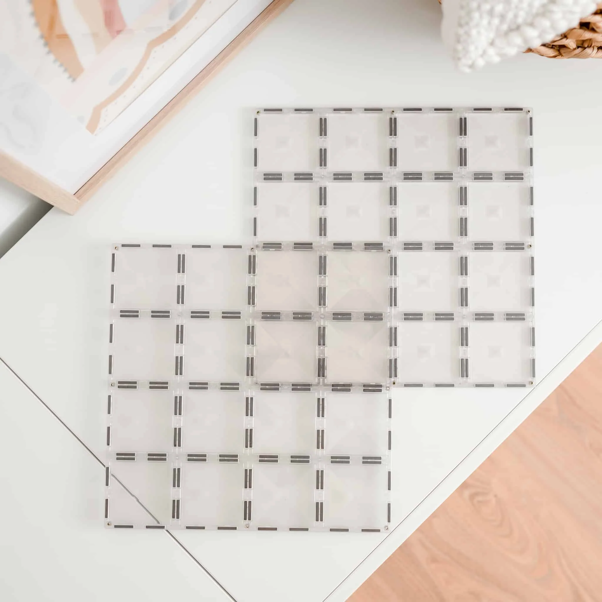 Connetix 2 Piece Clear Base Plate Pack - Image 5