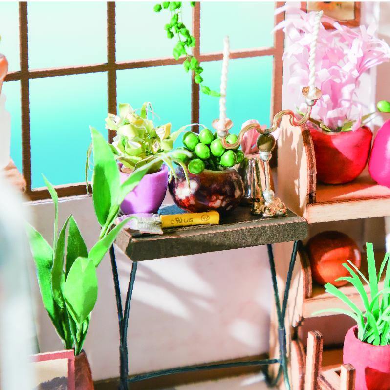 Rolife DIY Miniature Dollhouse Emily's Flower Shop - Image 4
