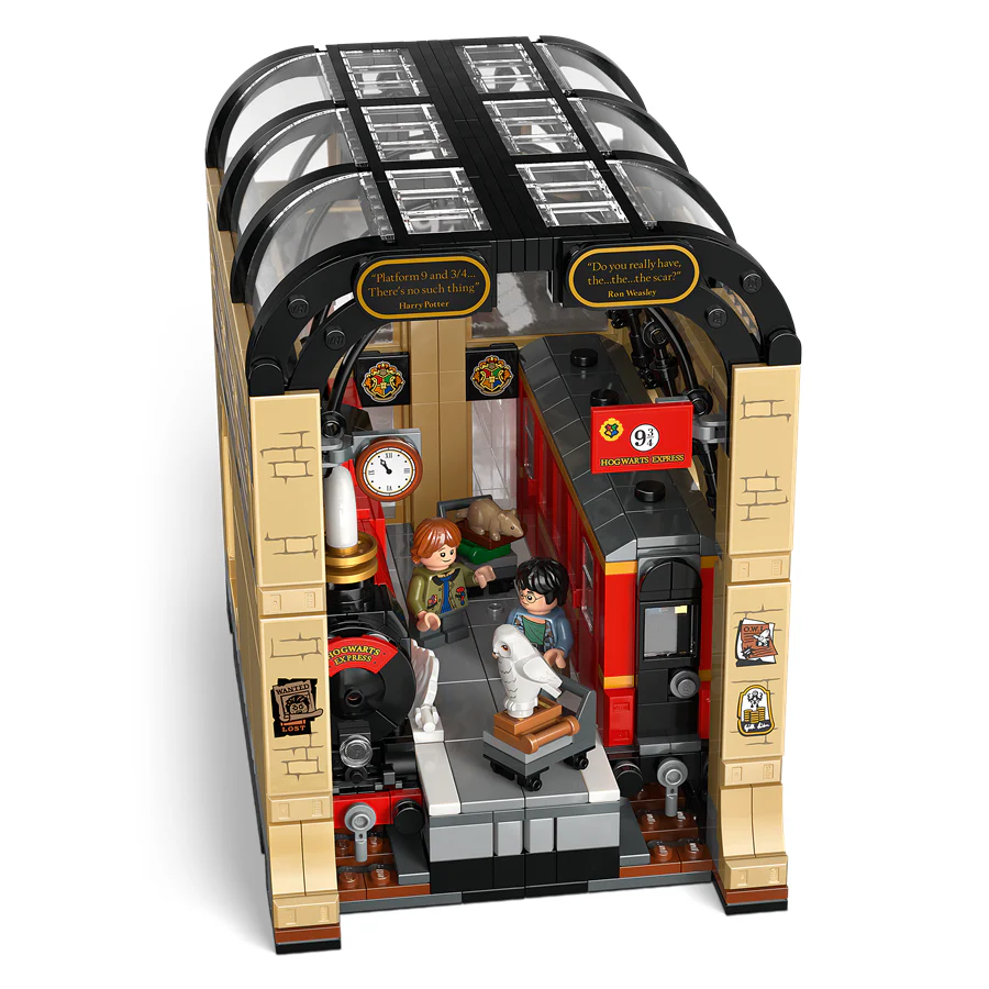 Lego Harry Potter Book Nook: Hogwarts Express - Image 3