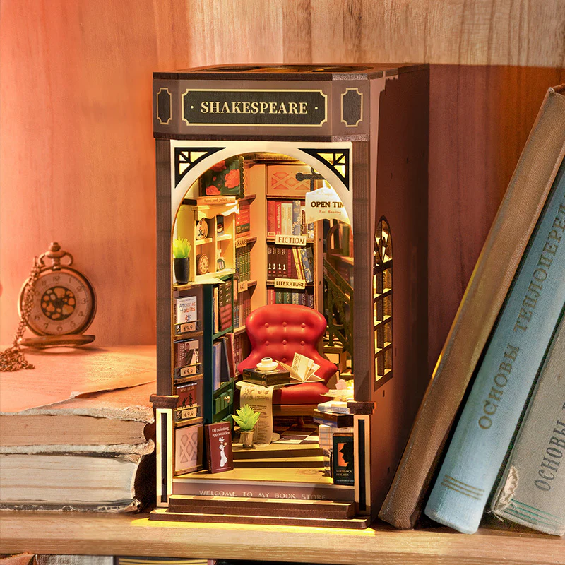 Rolife DIY Book Nook & Wonderland Bookstore - Image 3
