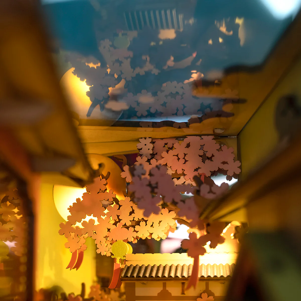 Rolife DIY Book Nook & Wonderland Falling Sakura - Image 4